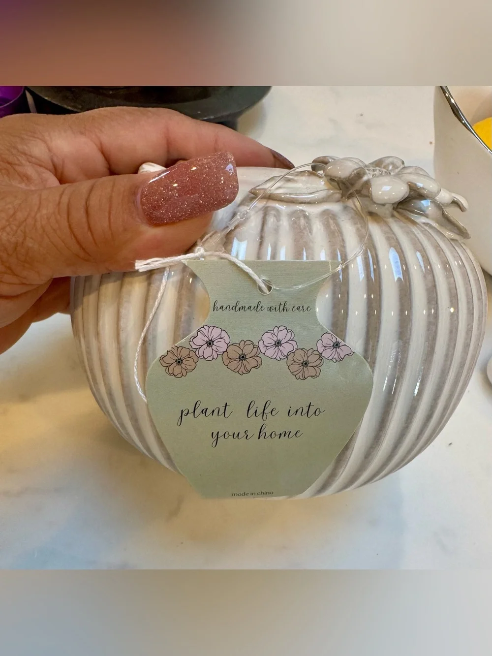 NWT Beautiful Ceramic Floral Accent Vase in Cream and Taupe 2 Available 4.5”